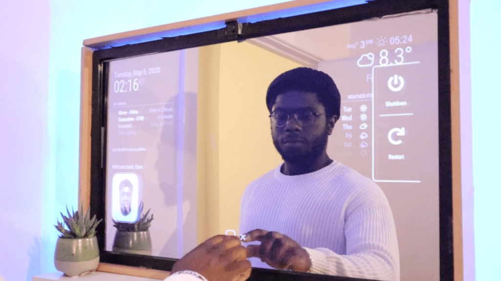 Smart Mirror Touchscreen - Interacting with Face Recognition