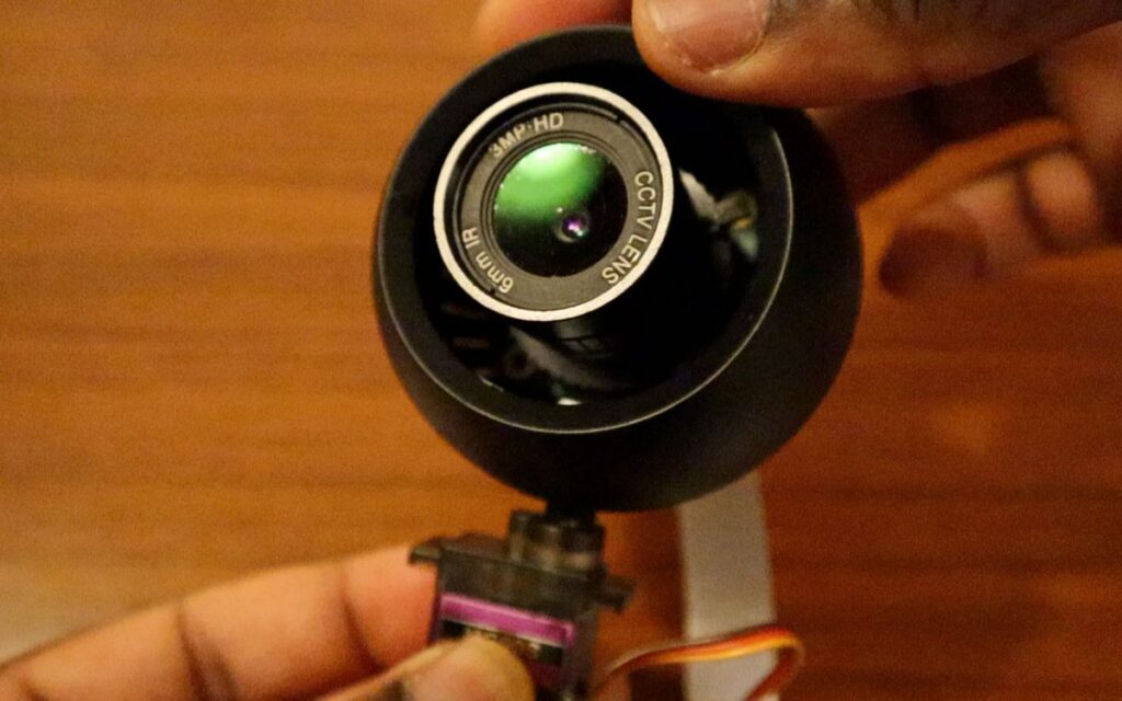 Smart CCTV Camera - pi hq camera with motor